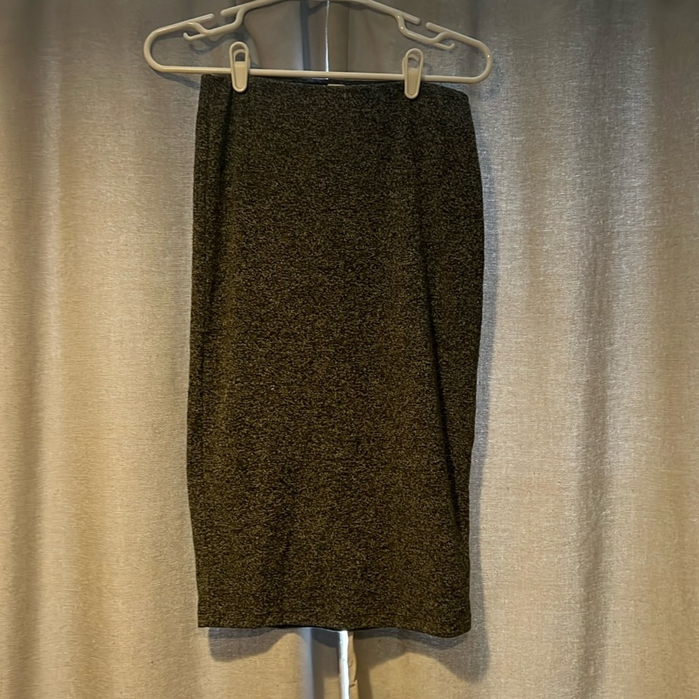 Old Navy Gray Stretch Knit Skirt